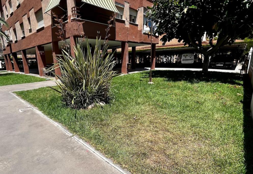 Apartamento En Benicasim بينيكاسّين المظهر الخارجي الصورة